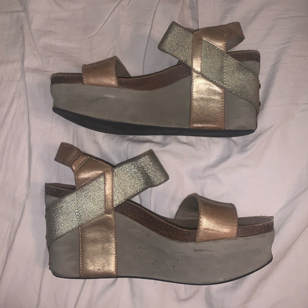 OTBT Bushnell wedges in gold